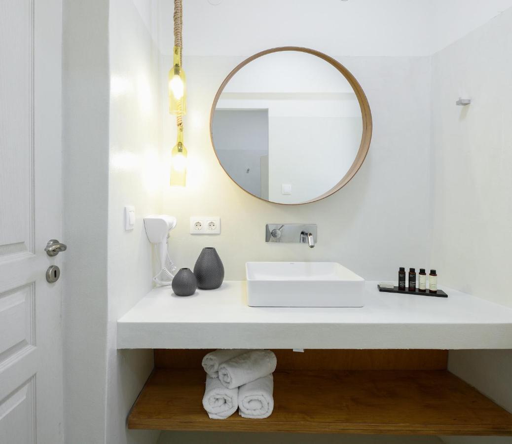 Karidi Beach Boutique Suites Vourvourou Exterior photo