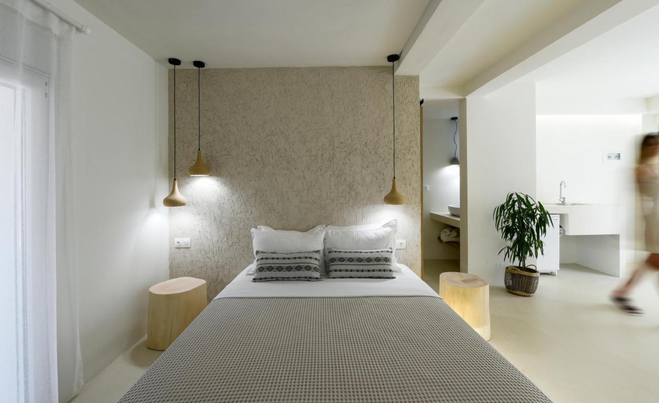 Karidi Beach Boutique Suites Vourvourou Exterior photo
